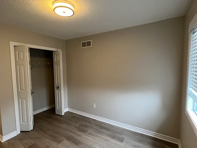 47 Pettitt Dr — Photo 6
