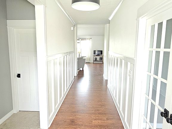 3rd image of 4154 Basswood Dr
