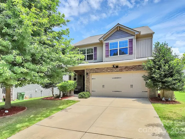 204 Kingston Dr, Mount Holly, NC 28120