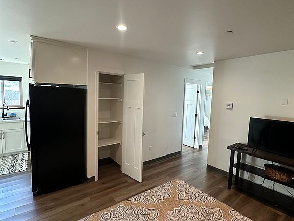 5th image of 2500 Avery Ct