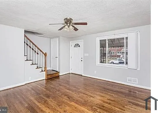 3 bed, $2,500 — Photo 3