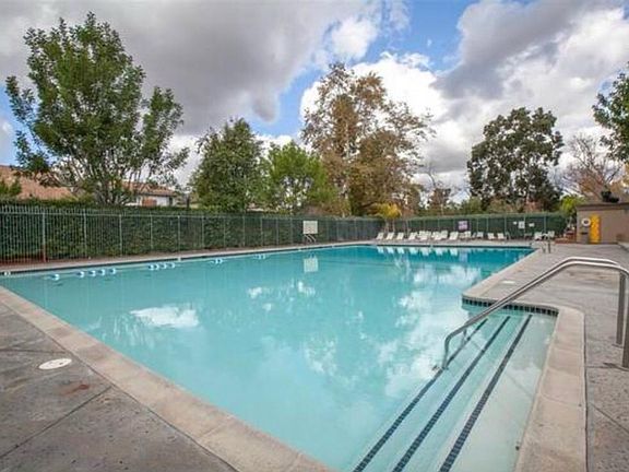 5th image of 10635 Escobar Dr