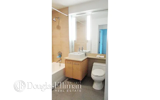 Rented by Douglas Elliman | media 7