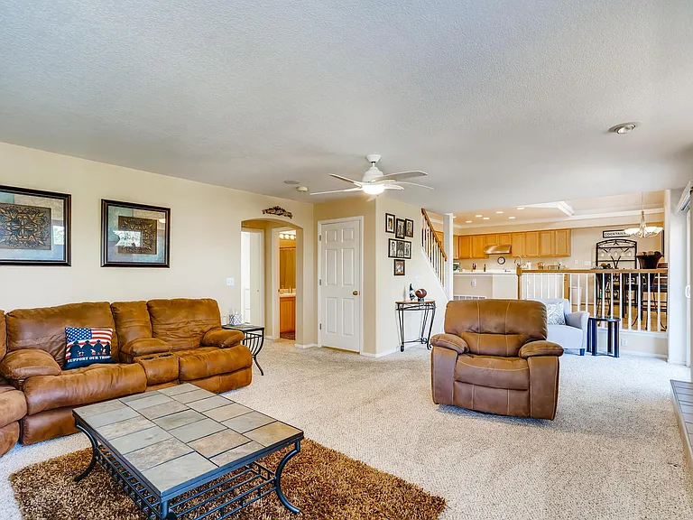 10266 Jill Ave — Photo 7