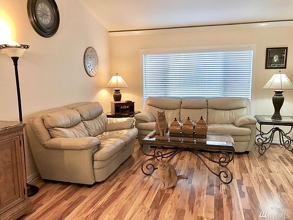 3rd image of 12223 SE 39th St