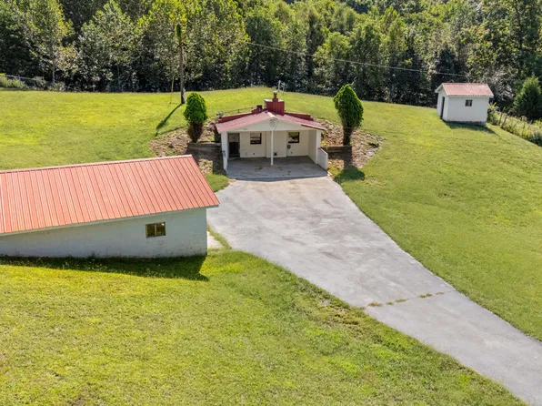 1803 Mountain View Rd, Robbins, TN 37852