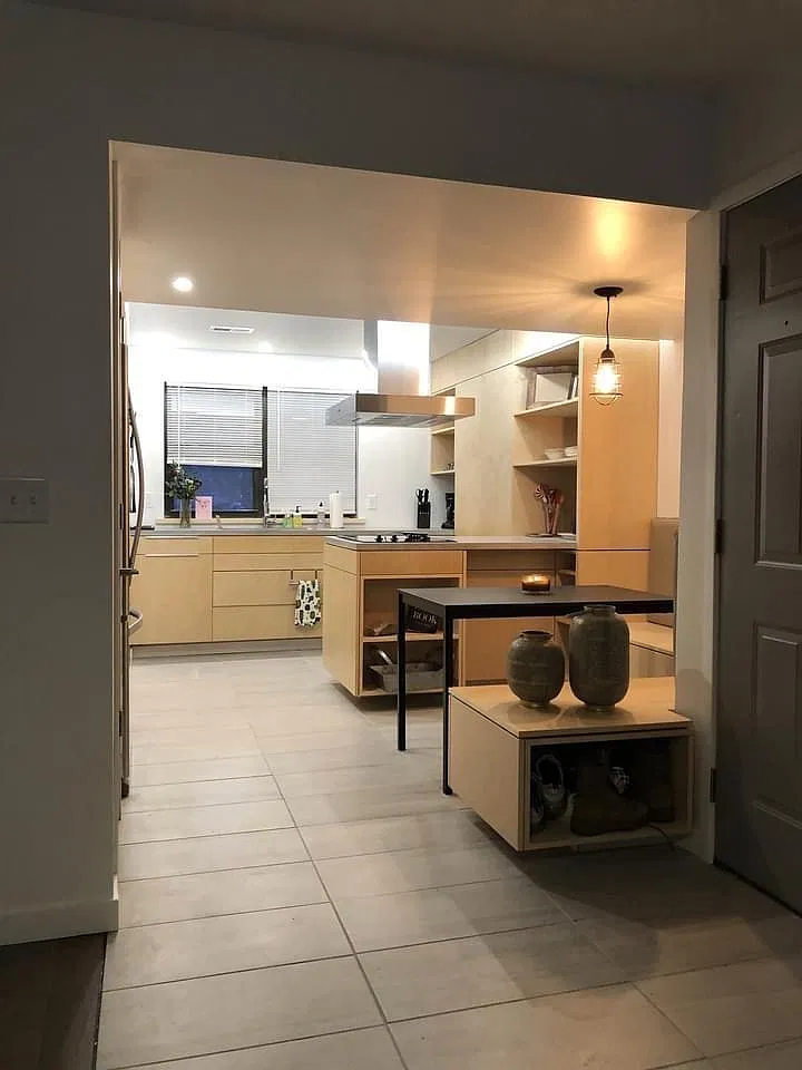 711 N Juliette Ave — Photo 2