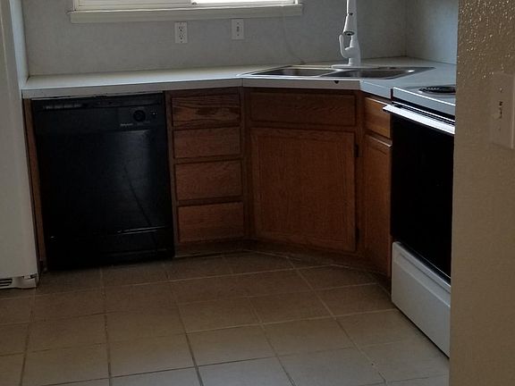 5th image of 3320 S 1570 E APT 3B