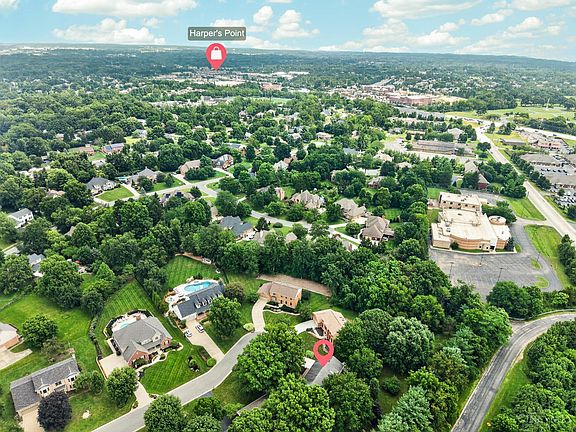 3rd image of 11115 Marlette Dr