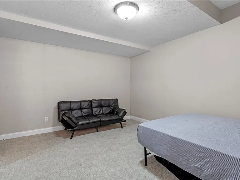 2320 Chatham Rd #1 — Photo 36