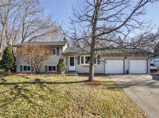 2242 Alrick Pl, White Bear Lake, MN 55110