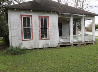 210 E Jones St, Beeville, TX 78102