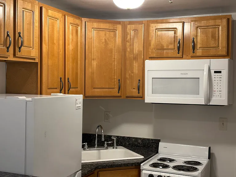 379 Commonwealth Ave #2A — Photo 3