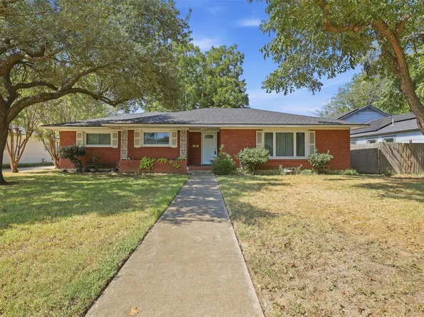 618 Bellevue Dr, Cleburne, TX 76033