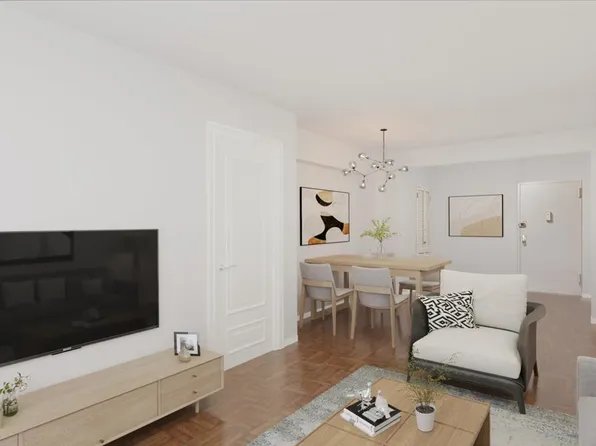 107-40 Queens Boulevard image 6 of 21