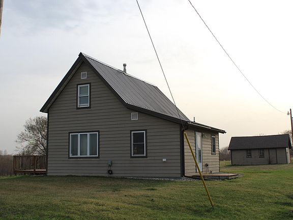 3rd image of 18688 County Road 3 NE