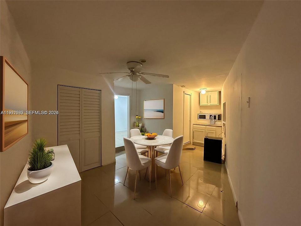 1st image of 1572 NE 149th St #C