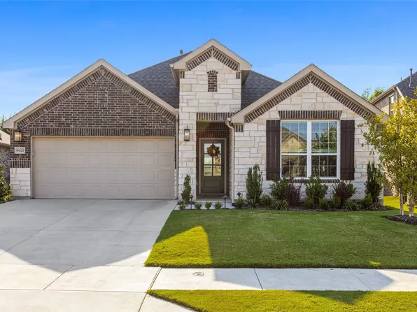 6021 Iron Creek Rd, Fort Worth, TX 76137