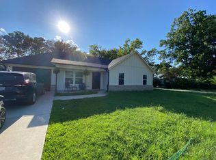 127 N 2nd St, Chouteau, OK 74337