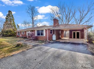 6 Rachel Bell Rd, Mill Spring, NC 28756