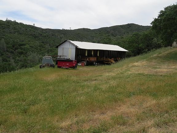 3rd image of 34360 San Antonio Valley Road