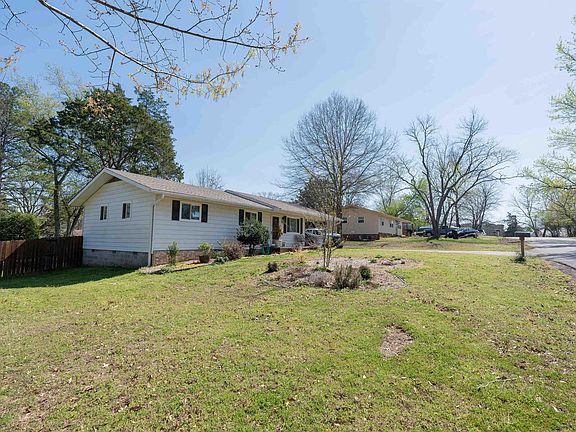 2nd image of 2313 E Smokey Rdg