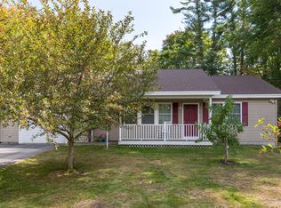 72 Pool Dr, Wells, ME 04090