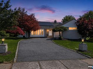 32 Brantwood Pl, Clifton, NJ 07013