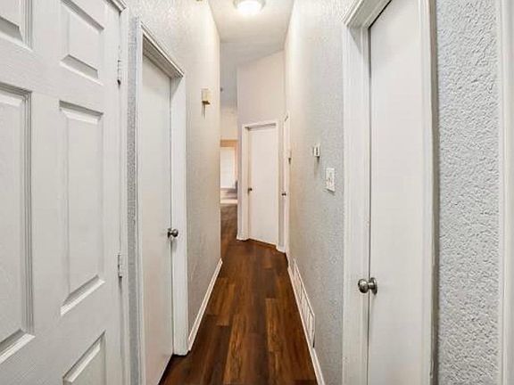 4th image of 1649 Woodhall Way