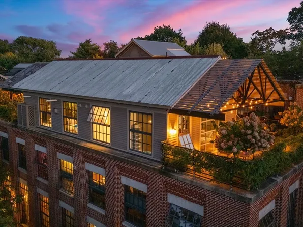 50 Howard St Unit 5, Somerville, MA 02144