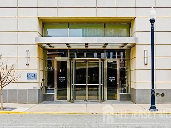 1 Spring St Unit 2204, New Brunswick, NJ 08901