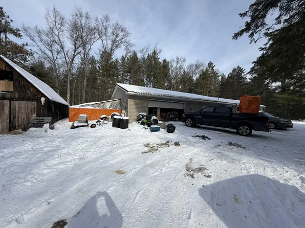 6230 Shellenbarger Rd, Hale, MI 48739