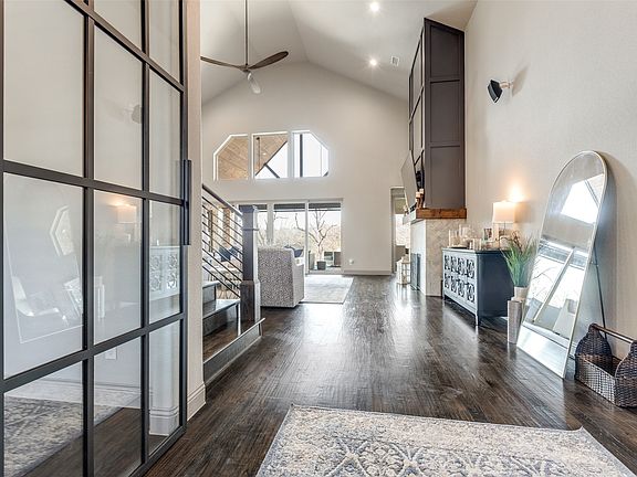 5th image of 1009 Cedar View Ln