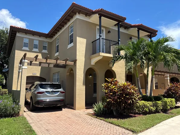 6965 Julia Gardens Dr, Pompano Beach, FL 33073