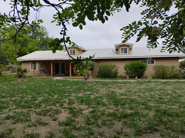 20 Bouquet Ln, Santa Fe, NM 87506