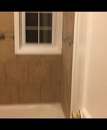 5th image of 4701 Waymire Ave