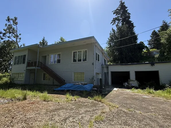 119 Beacon Hill Dr, Longview, WA 98632