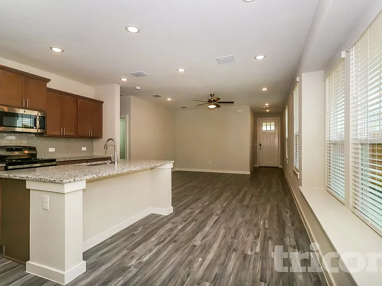 1709 Palo Verde Way — Photo 5