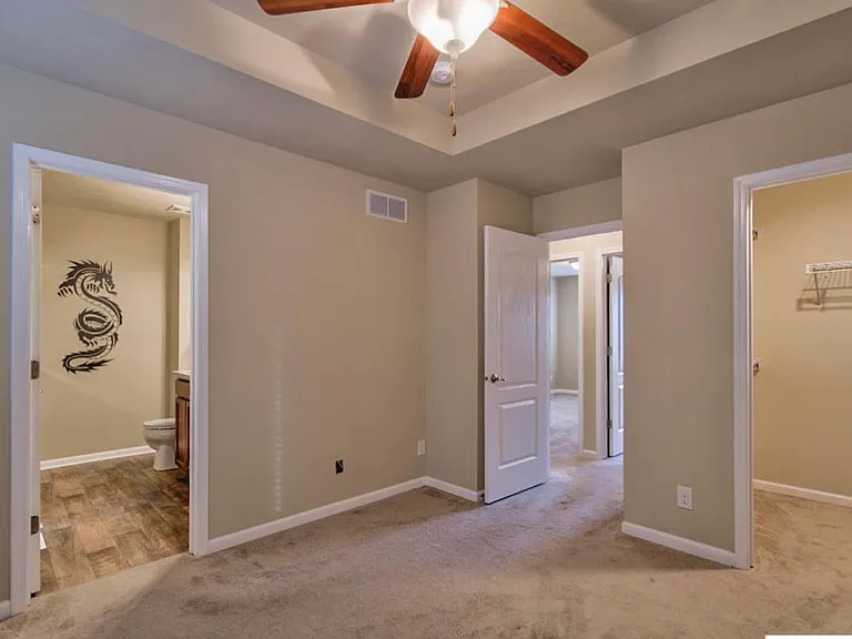 9037 Potter St — Photo 10