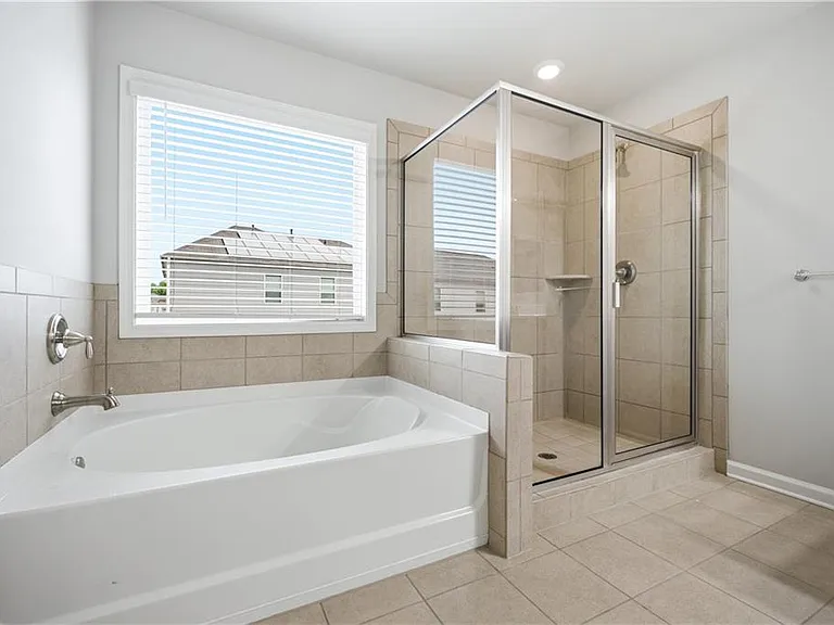 2053 Hamilton Lake Pkwy — Photo 35