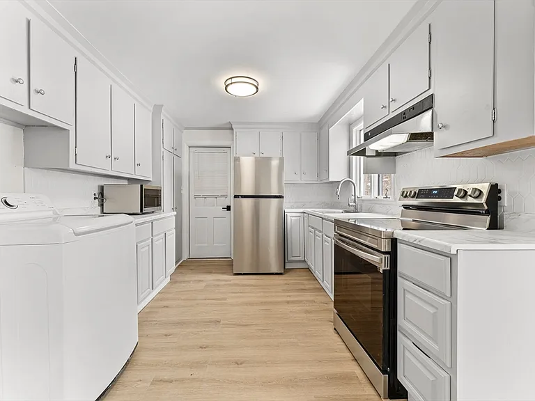 107 Water St #107 — Photo 9