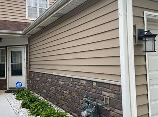 1309 Cranbrook Ct, Schaumburg, IL 60193