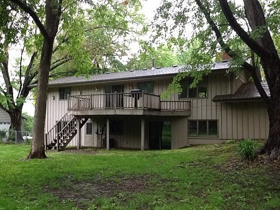 2nd image of 18515 23rd Ave N