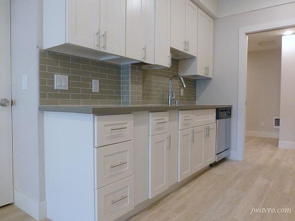 2nd image of 1801 Beach St #C