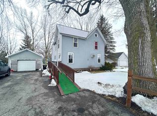 101 Johnson St, Fairwater, WI 53931