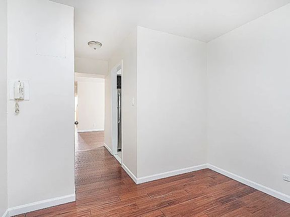 3rd image of 5545 Netherland Ave APT 3D