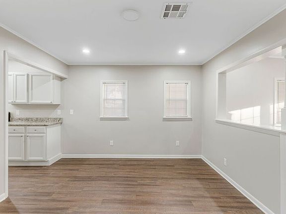 3rd image of 248 S 71st East Ave