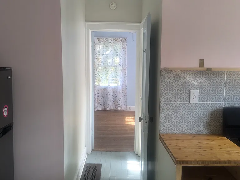 466 Congress Ave — Photo 10