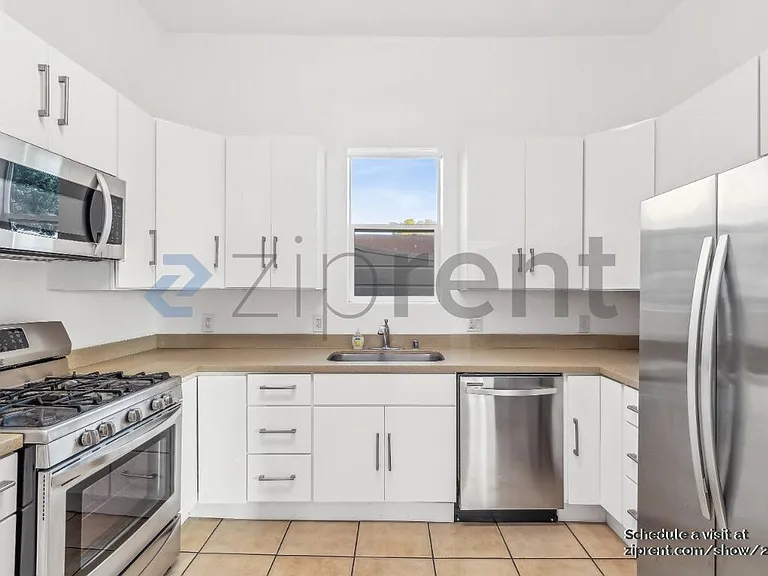 1733 14th St — Photo 11
