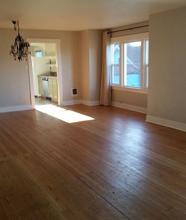 1st image of 113 N Park St